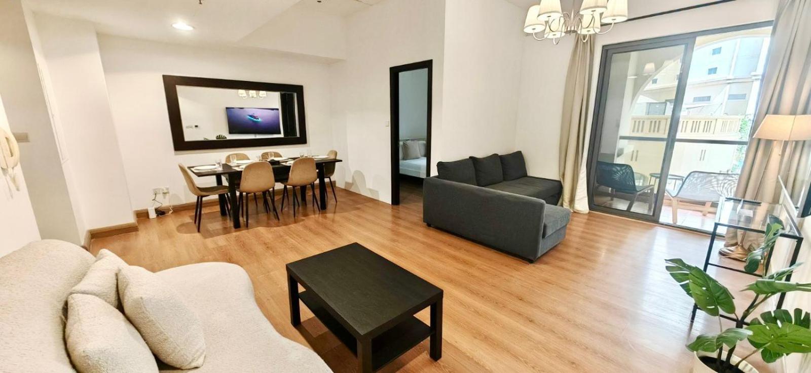 Beautiful 2Br & 4Br Apartments On Jbr Beach, Walking Distance To Bluewaters Island - By Sunkissed Holiday Homes Dubai Esterno foto