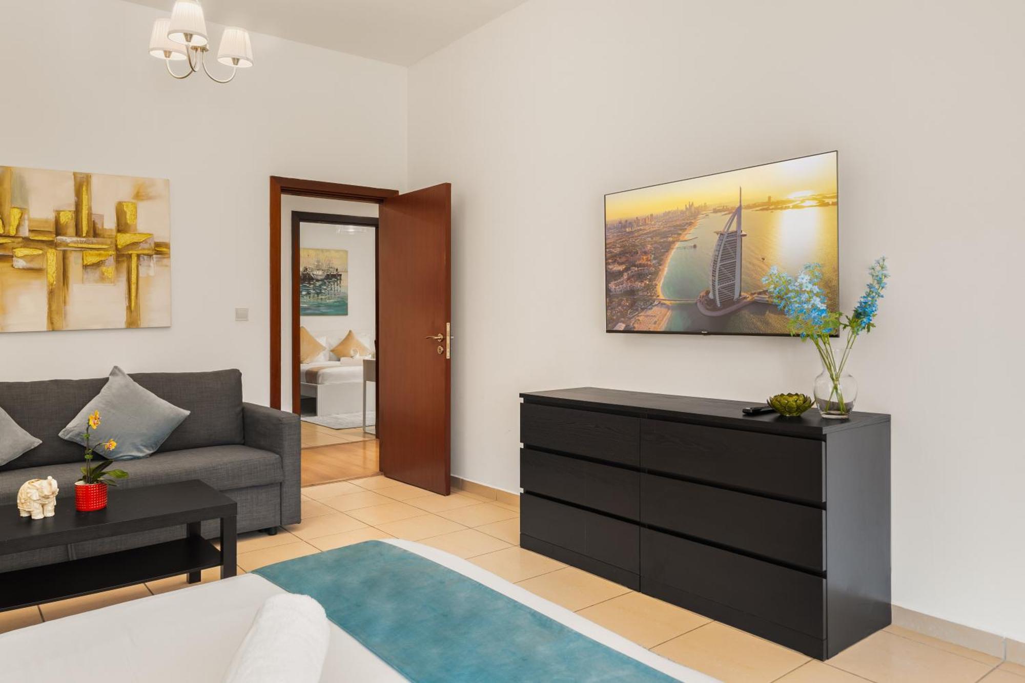 Beautiful 2Br & 4Br Apartments On Jbr Beach, Walking Distance To Bluewaters Island - By Sunkissed Holiday Homes Dubai Esterno foto