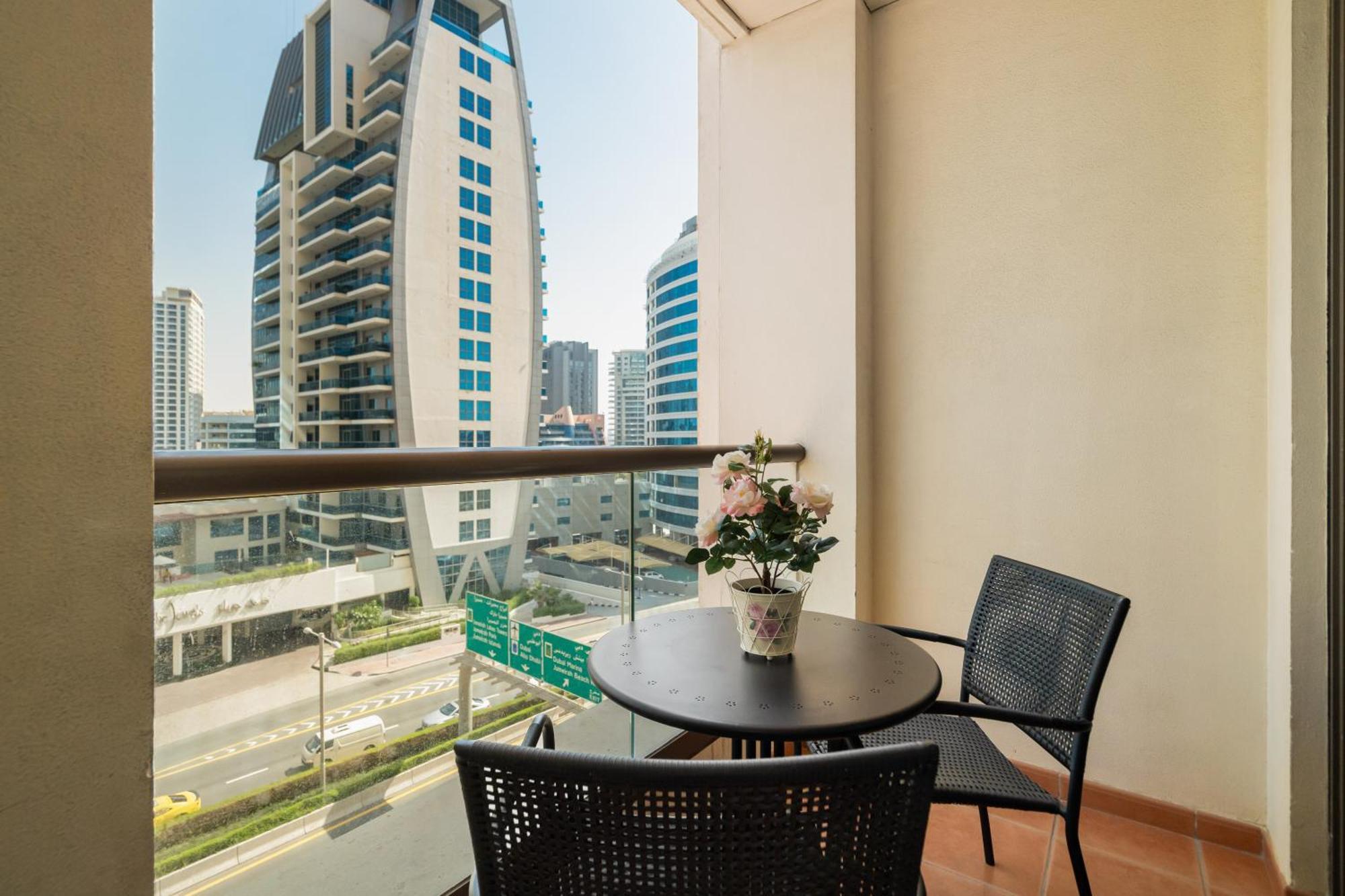 Beautiful 2Br & 4Br Apartments On Jbr Beach, Walking Distance To Bluewaters Island - By Sunkissed Holiday Homes Dubai Esterno foto