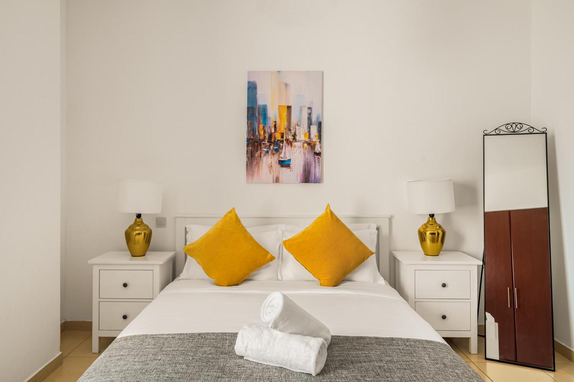 Beautiful 2Br & 4Br Apartments On Jbr Beach, Walking Distance To Bluewaters Island - By Sunkissed Holiday Homes Dubai Esterno foto