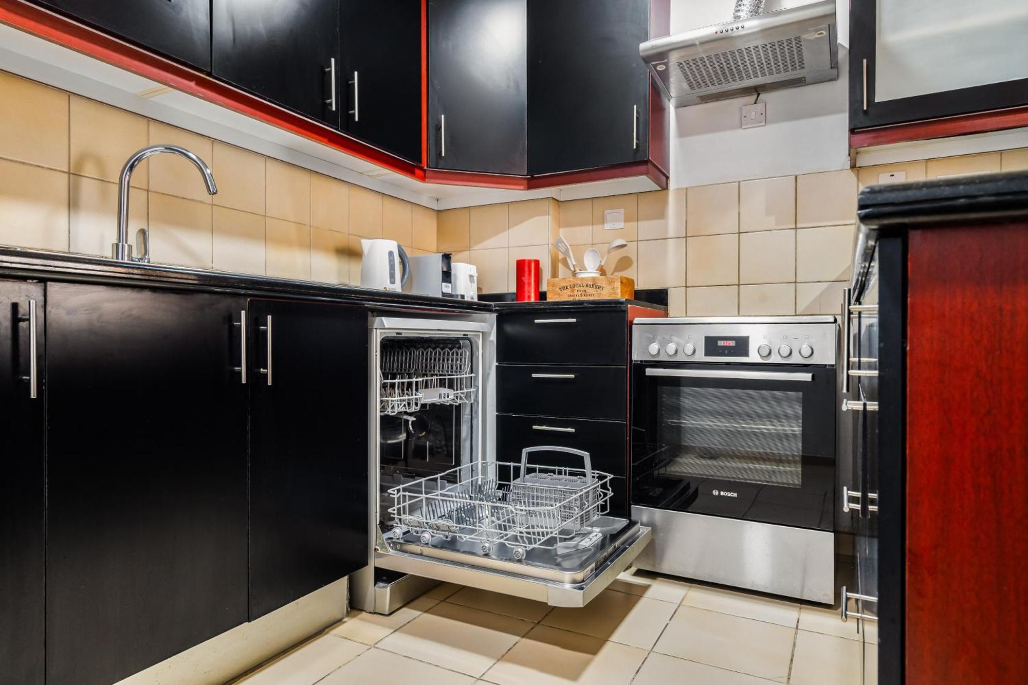 Beautiful 2Br & 4Br Apartments On Jbr Beach, Walking Distance To Bluewaters Island - By Sunkissed Holiday Homes Dubai Esterno foto