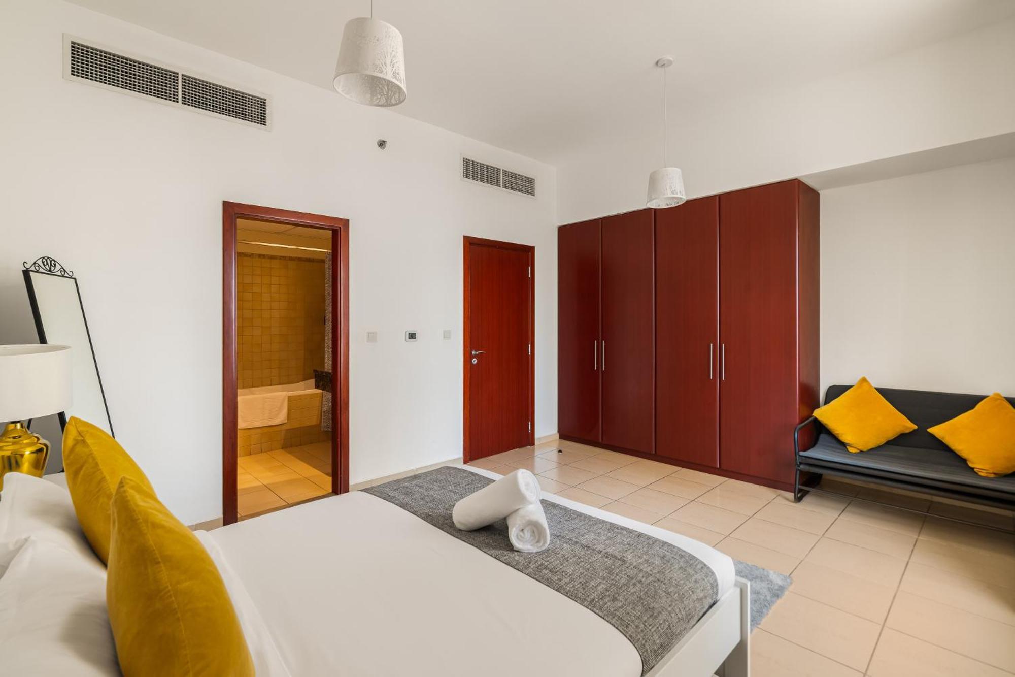 Beautiful 2Br & 4Br Apartments On Jbr Beach, Walking Distance To Bluewaters Island - By Sunkissed Holiday Homes Dubai Esterno foto